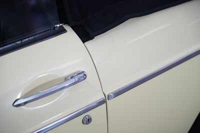 Lot 1971 MG B Roadster 2+2 Conversion