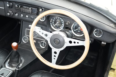 Lot 1971 MG B Roadster 2+2 Conversion