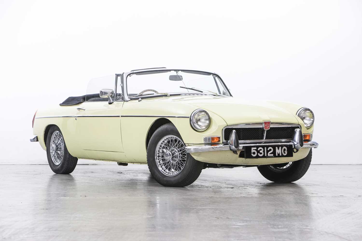 383 - 1971 MG B Roadster 2+2 Conversion