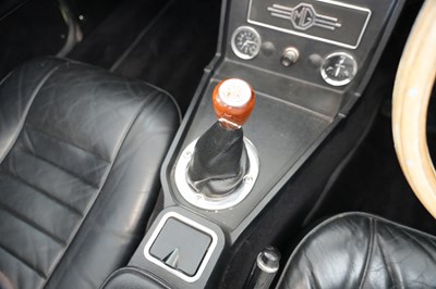 Lot 1971 MG B Roadster 2+2 Conversion