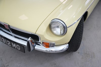 Lot 1971 MG B Roadster 2+2 Conversion
