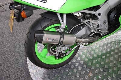 Lot 1994 Kawasaki ZXR750L