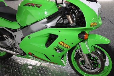 Lot 1994 Kawasaki ZXR750L
