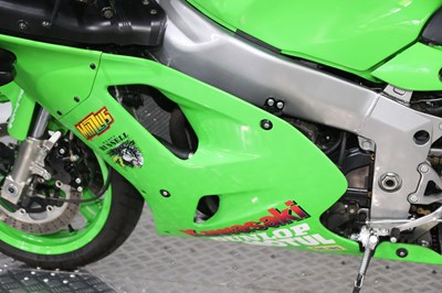 Lot 1994 Kawasaki ZXR750L