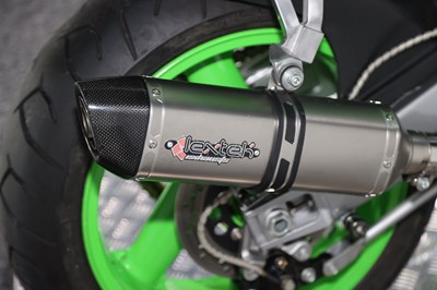 Lot 1994 Kawasaki ZXR750L