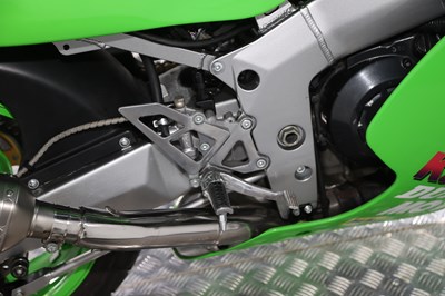 Lot 1994 Kawasaki ZXR750L