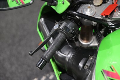 Lot 1994 Kawasaki ZXR750L
