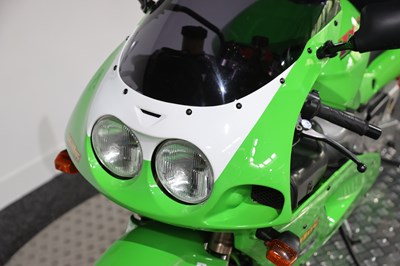 Lot 1994 Kawasaki ZXR750L