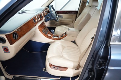 Lot 2002 Bentley Arnage Red Label