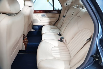 Lot 2002 Bentley Arnage Red Label
