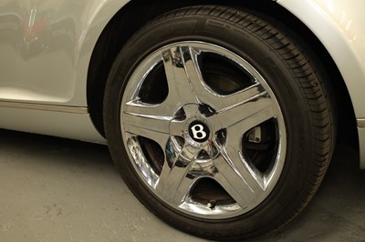 Lot 2004 Bentley Continental GT