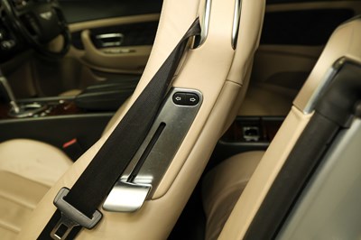 Lot 2004 Bentley Continental GT