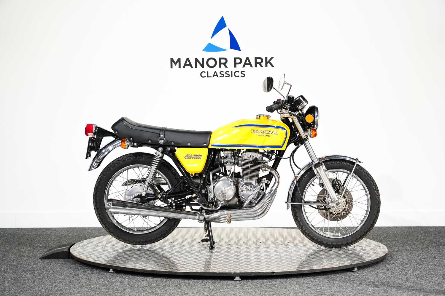 153 - 1979 Honda CB400F