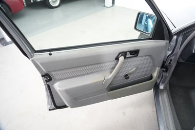 Lot 1989 Mercedes-Benz 190 D