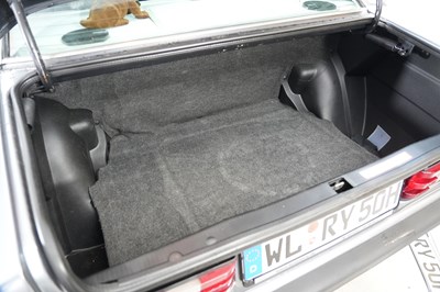Lot 1989 Mercedes-Benz 190 D