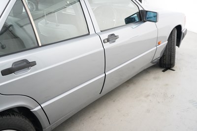 Lot 1989 Mercedes-Benz 190 D