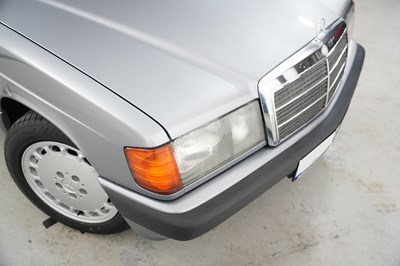 Lot 1989 Mercedes-Benz 190 D