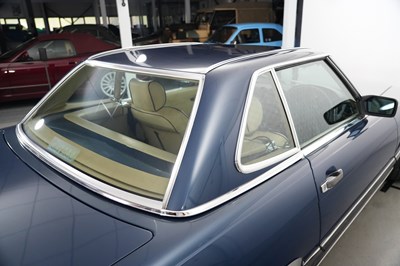 Lot 1986 Mercedes-Benz 300 SL