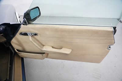 Lot 1986 Mercedes-Benz 300 SL