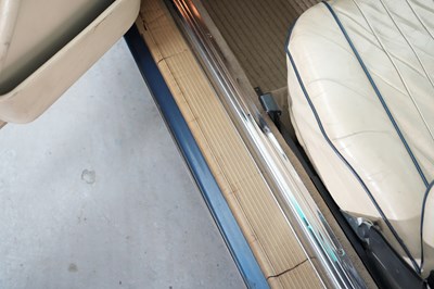 Lot 1986 Mercedes-Benz 300 SL