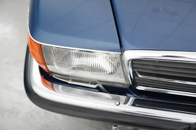 Lot 1986 Mercedes-Benz 300 SL
