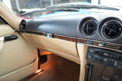 Lot 1986 Mercedes-Benz 300 SL