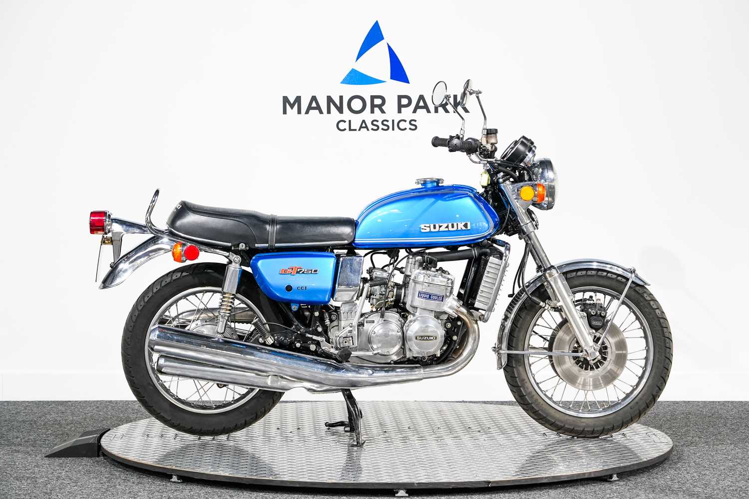 141 - 1974 Suzuki GT750