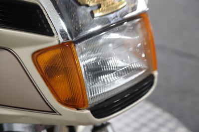 Lot 1989 Honda GL1200 Gold Wing Aspencade SE-i