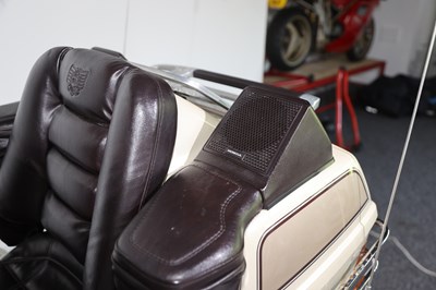 Lot 1989 Honda GL1200 Gold Wing Aspencade SE-i