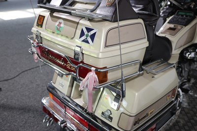 Lot 1989 Honda GL1200 Gold Wing Aspencade SE-i
