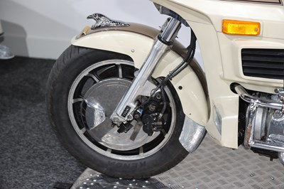 Lot 1989 Honda GL1200 Gold Wing Aspencade SE-i