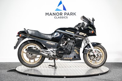 Lot 1989 Kawasaki GPZ900R
