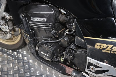 Lot 1989 Kawasaki GPZ900R