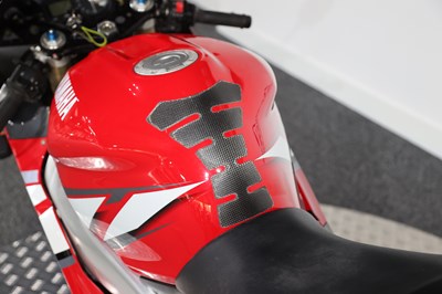 Lot 2001 Yamaha YZF-R1