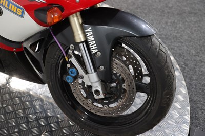 Lot 2001 Yamaha YZF-R1