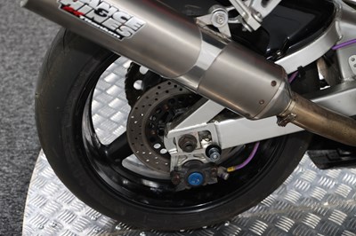 Lot 2001 Yamaha YZF-R1