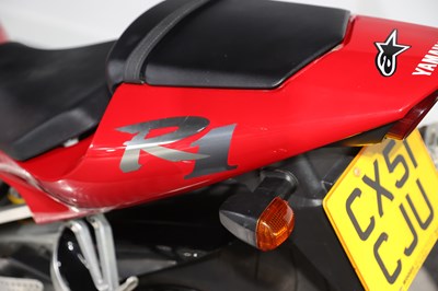Lot 2001 Yamaha YZF-R1