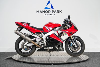 Lot 2001 Yamaha YZF-R1