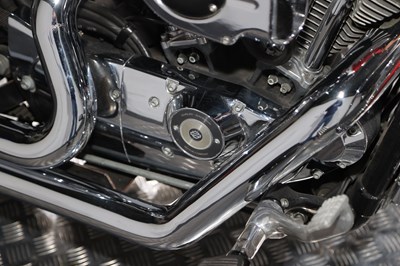 Lot 2005 Harley Davidson Sportster 1200