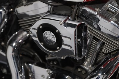 Lot 2005 Harley Davidson Sportster 1200
