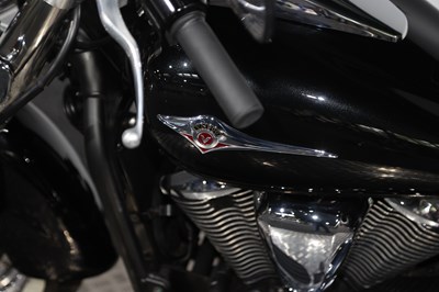 Lot 2014 Kawasaki VN900 Vulcan Classic
