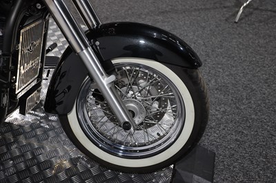 Lot 2014 Kawasaki VN900 Vulcan Classic