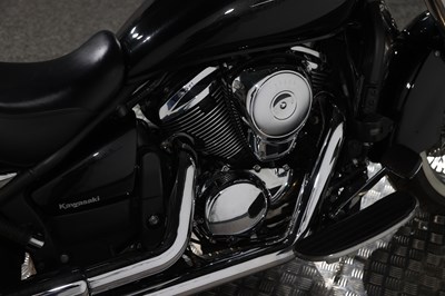 Lot 2014 Kawasaki VN900 Vulcan Classic