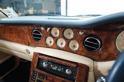 Lot 2001 Bentley Arnage Red Label