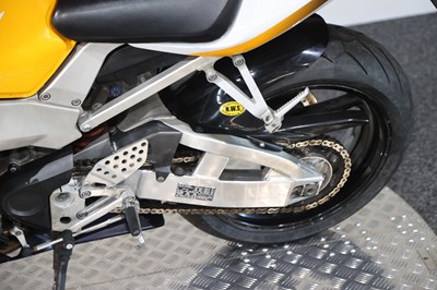 Lot 76 - 2001 Honda CBR900RR Fireblade