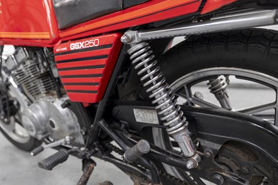 Lot 105 - 1981 Suzuki GSX 250