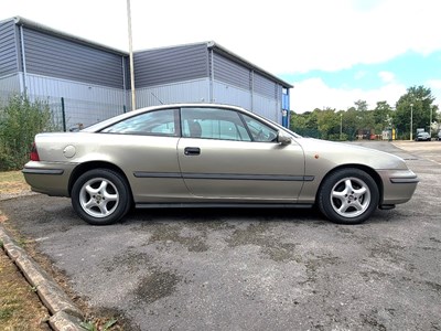 Lot 1995 Vauxhall Calibra 2.0 16v