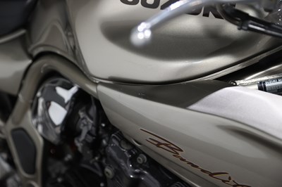 Lot 2000 Suzuki GSF1200S Bandit