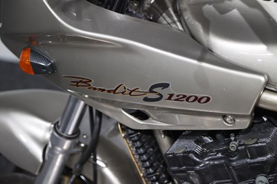 Lot 2000 Suzuki GSF1200S Bandit