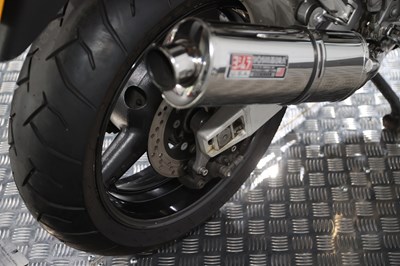 Lot 2000 Suzuki GSF1200S Bandit